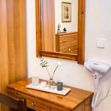 Anthi Guest house 3*