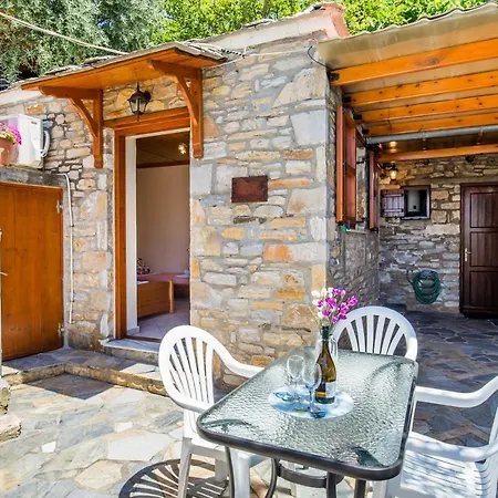Guest house Anthi 3*