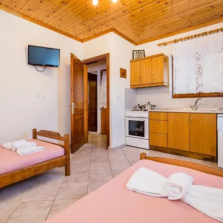 Guest house Anthi 3*