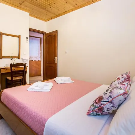 Anthi Guest house
